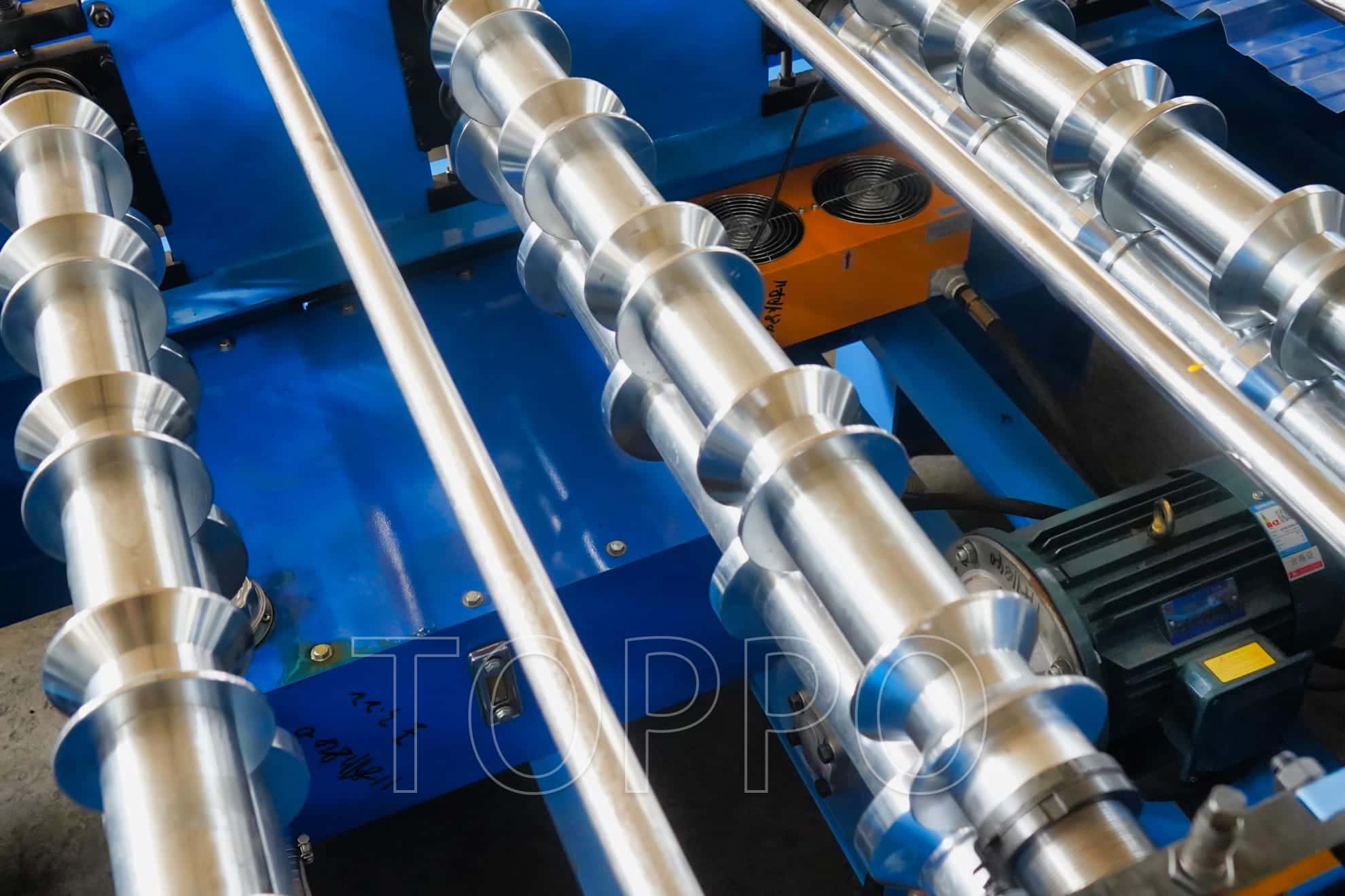 Heavy Duty Trapezoidal Roll Forming Machine with Industrial Grade Controller