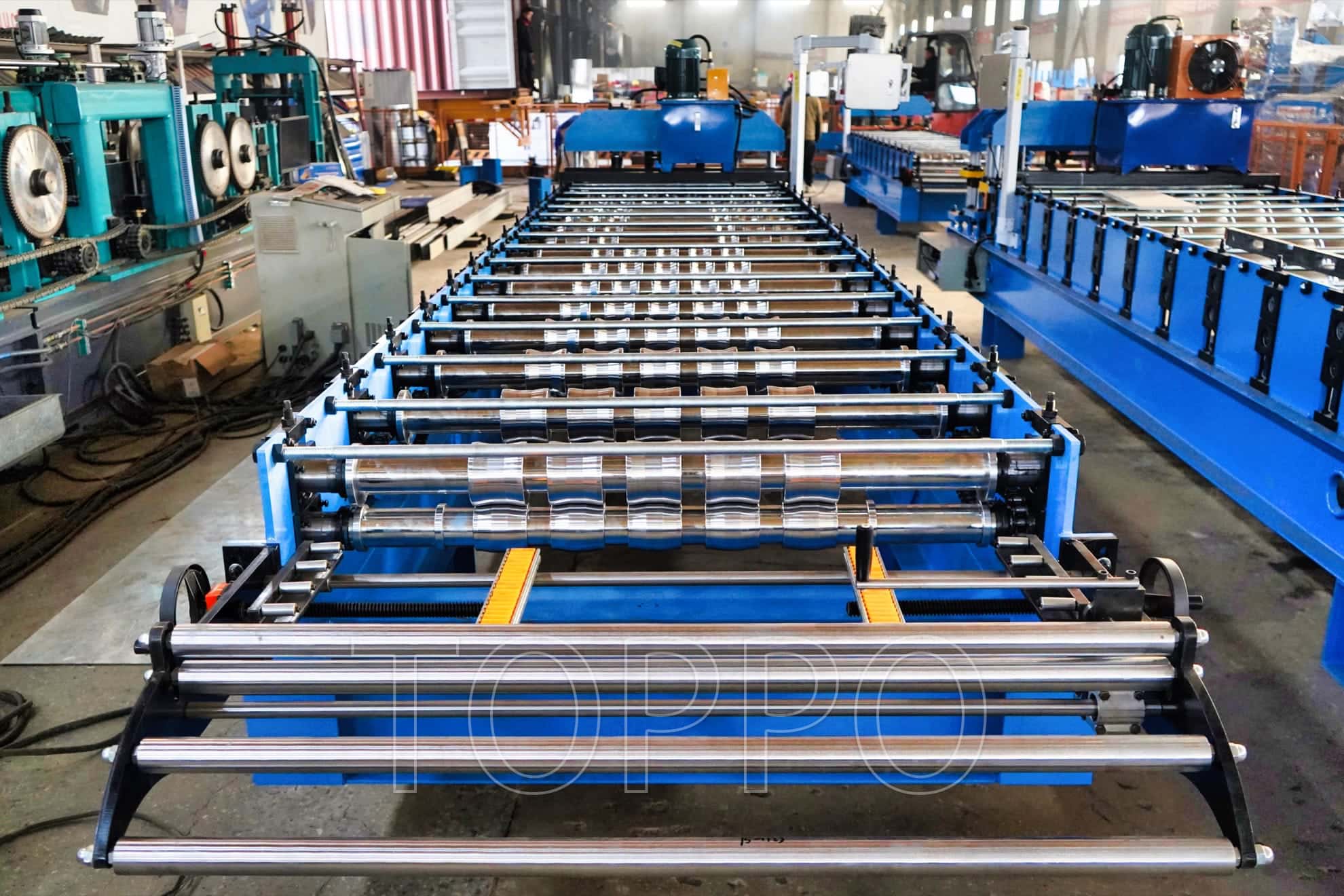 Automatic Trapezoidal Roof Panel Roll Forming Machine with PLC Control