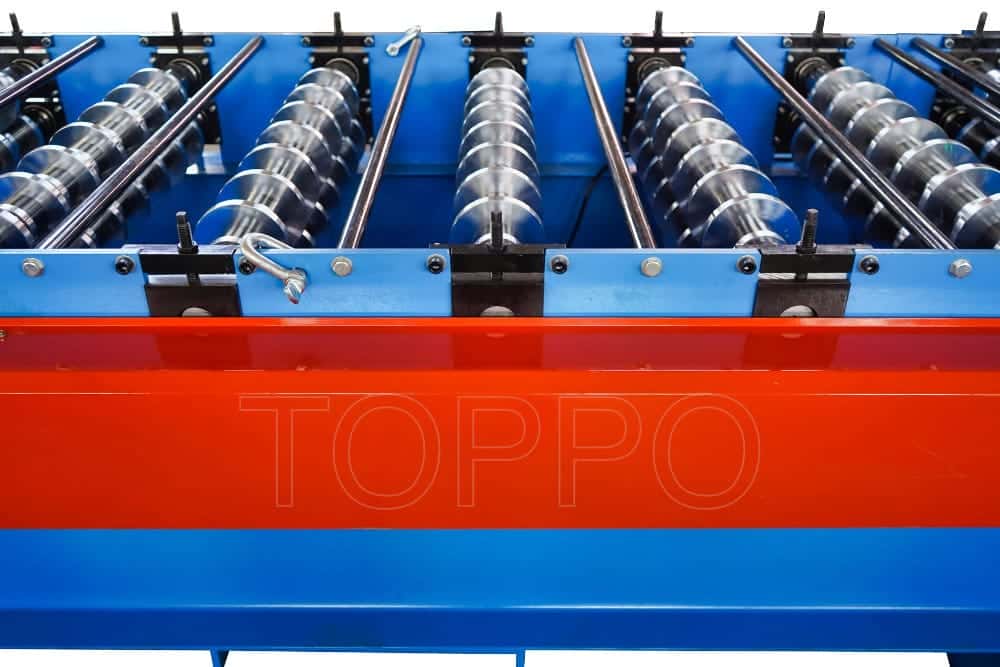 High Precision Trapezoidal Roof Panel Roll Forming Machine for Steel Sheet Production