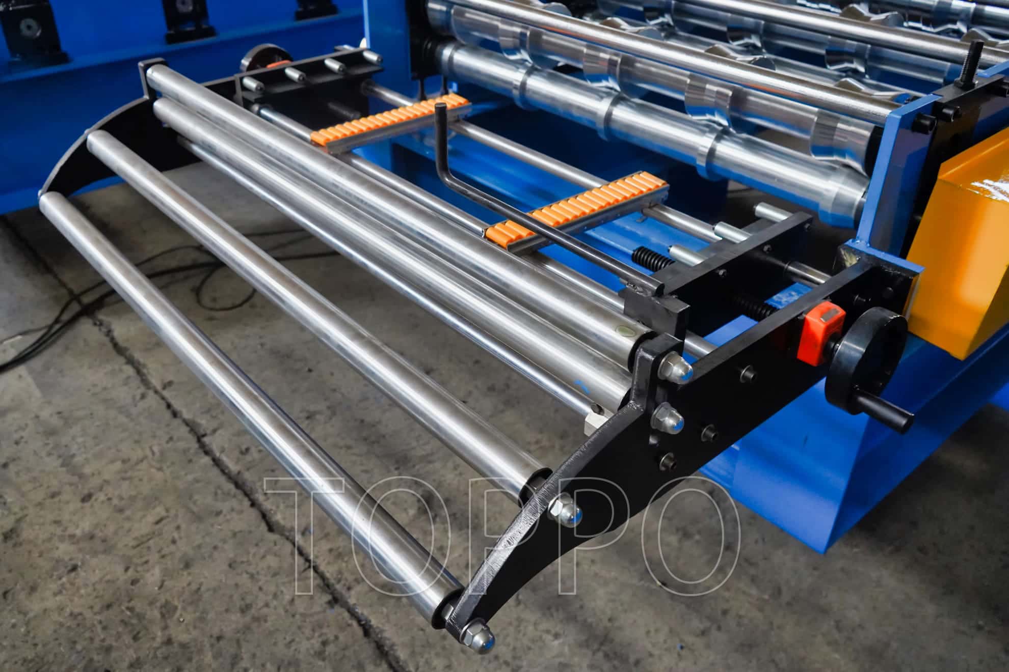 Heavy Duty Trapezoidal Roll Forming Machine with Industrial Grade Controller