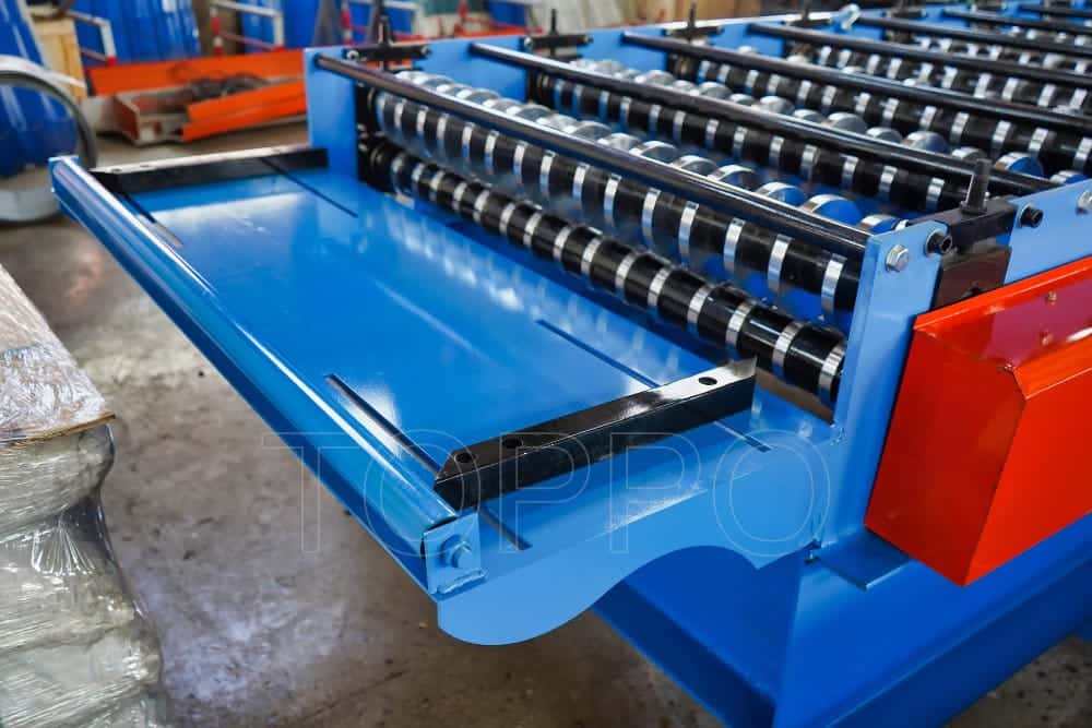 High Precision Trapezoidal Roof Panel Roll Forming Machine for Steel Sheet Production