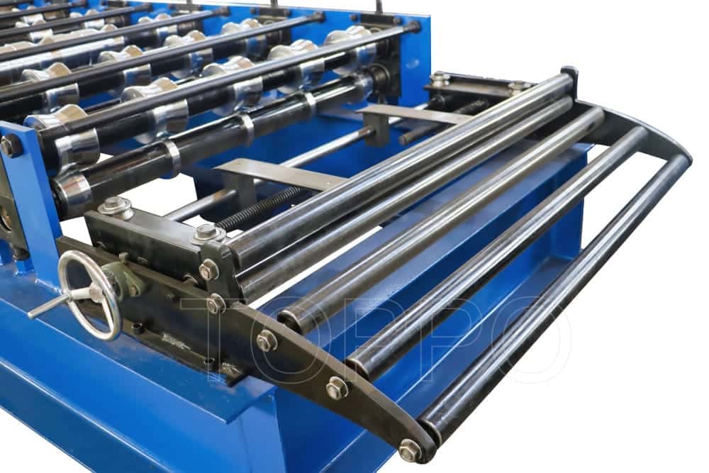 Heavy-Duty Trapezoidal Roof Panel Roll Forming Machine with Red Sheet Output