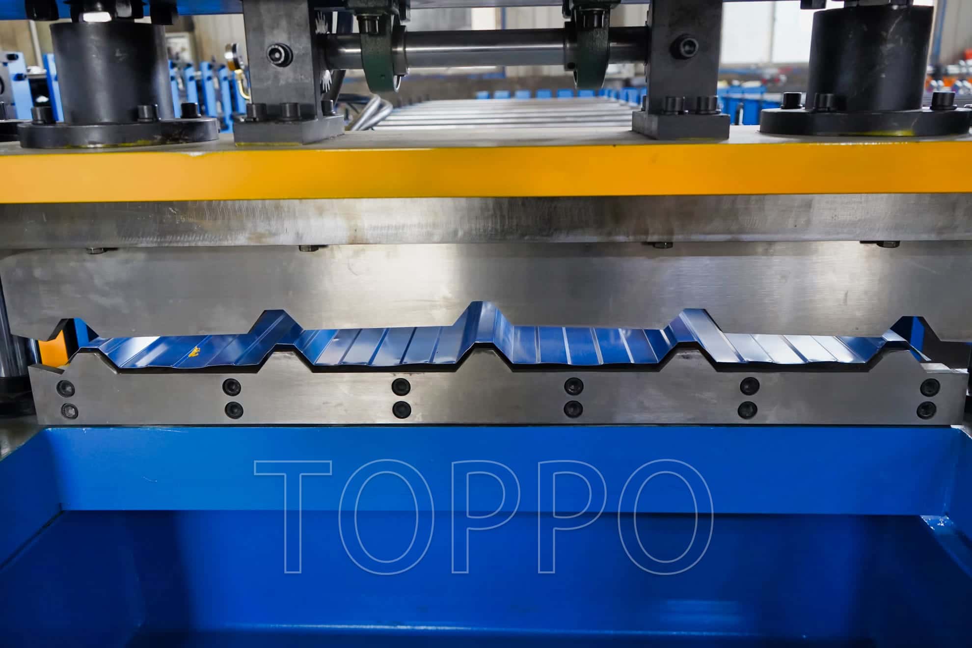 Heavy Duty Trapezoidal Roll Forming Machine with Industrial Grade Controller