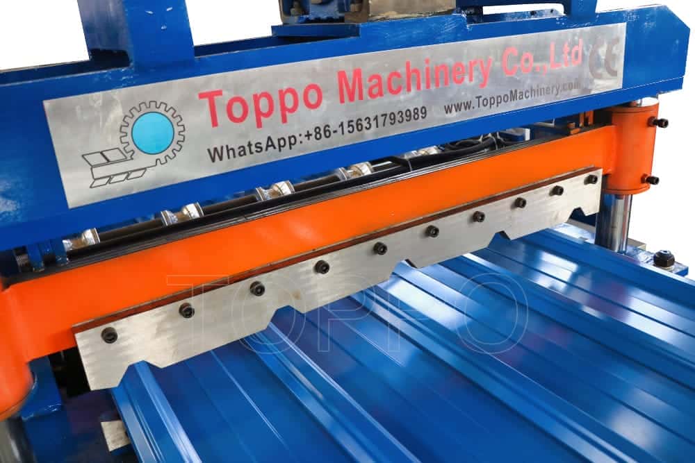 Heavy-Duty Trapezoidal Roof Panel Roll Forming Machine with Red Sheet Output