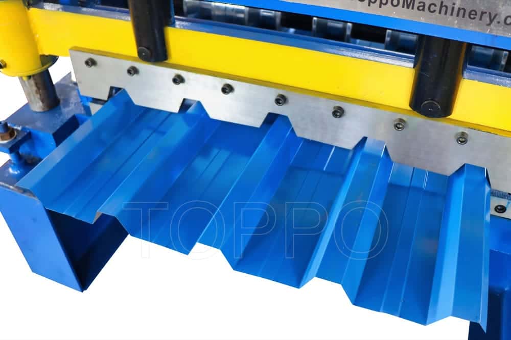 Compact PLC-Controlled Trapezoidal Roll Forming Machine for Roofing Panels