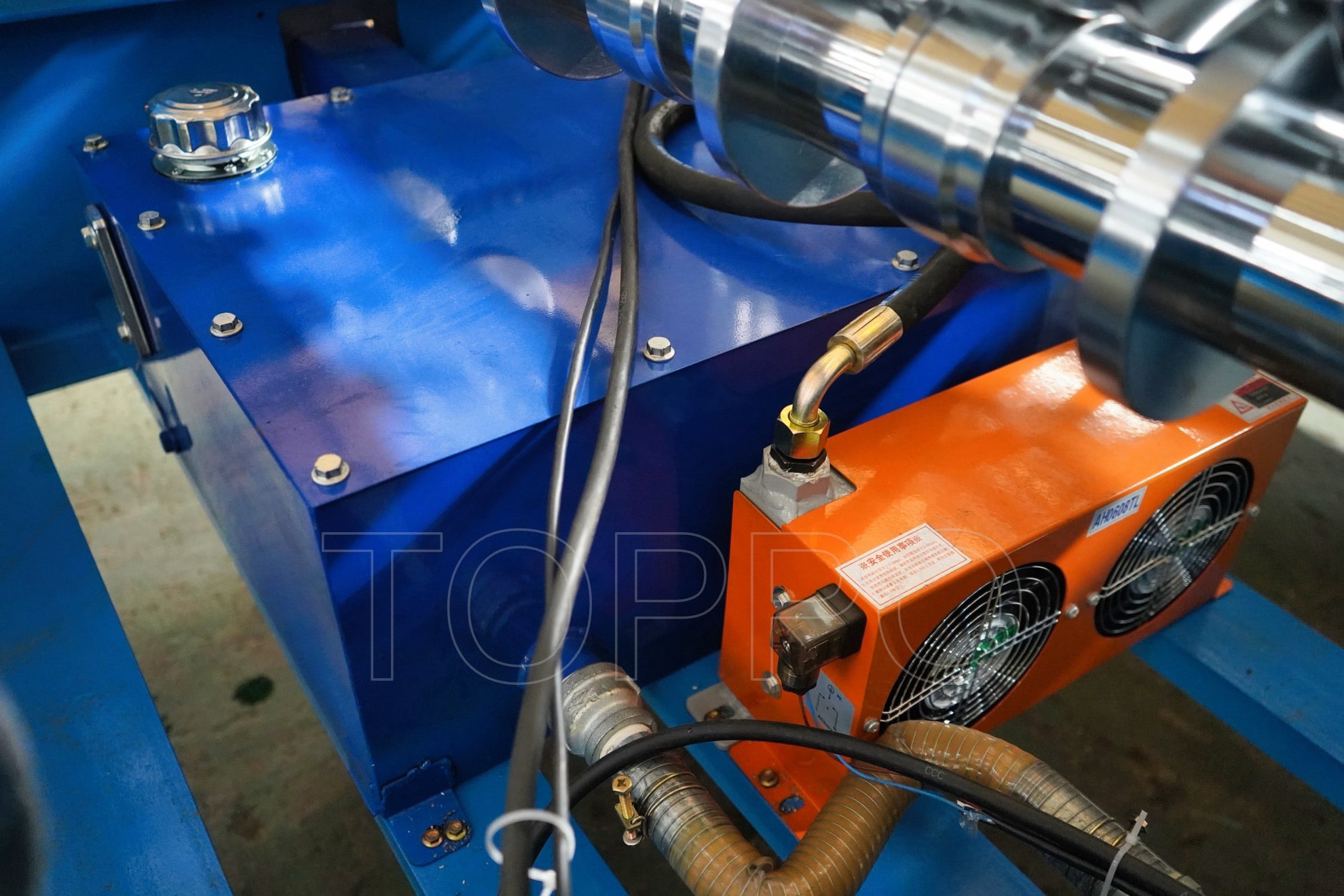 Delta PLC Controlled Trapezoidal Roll Forming Machine with Hydraulic Shear
