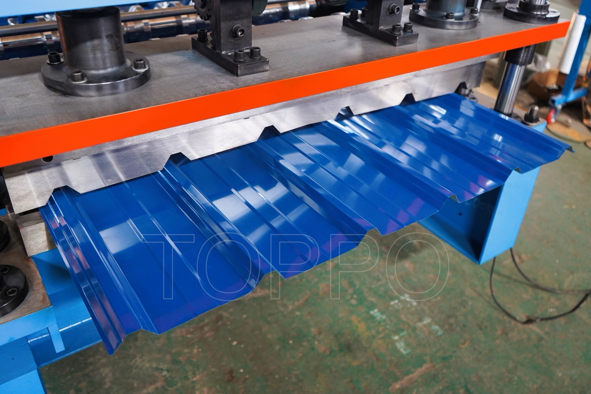Precision Trapezoidal Roofing Sheet Roll Forming Machine