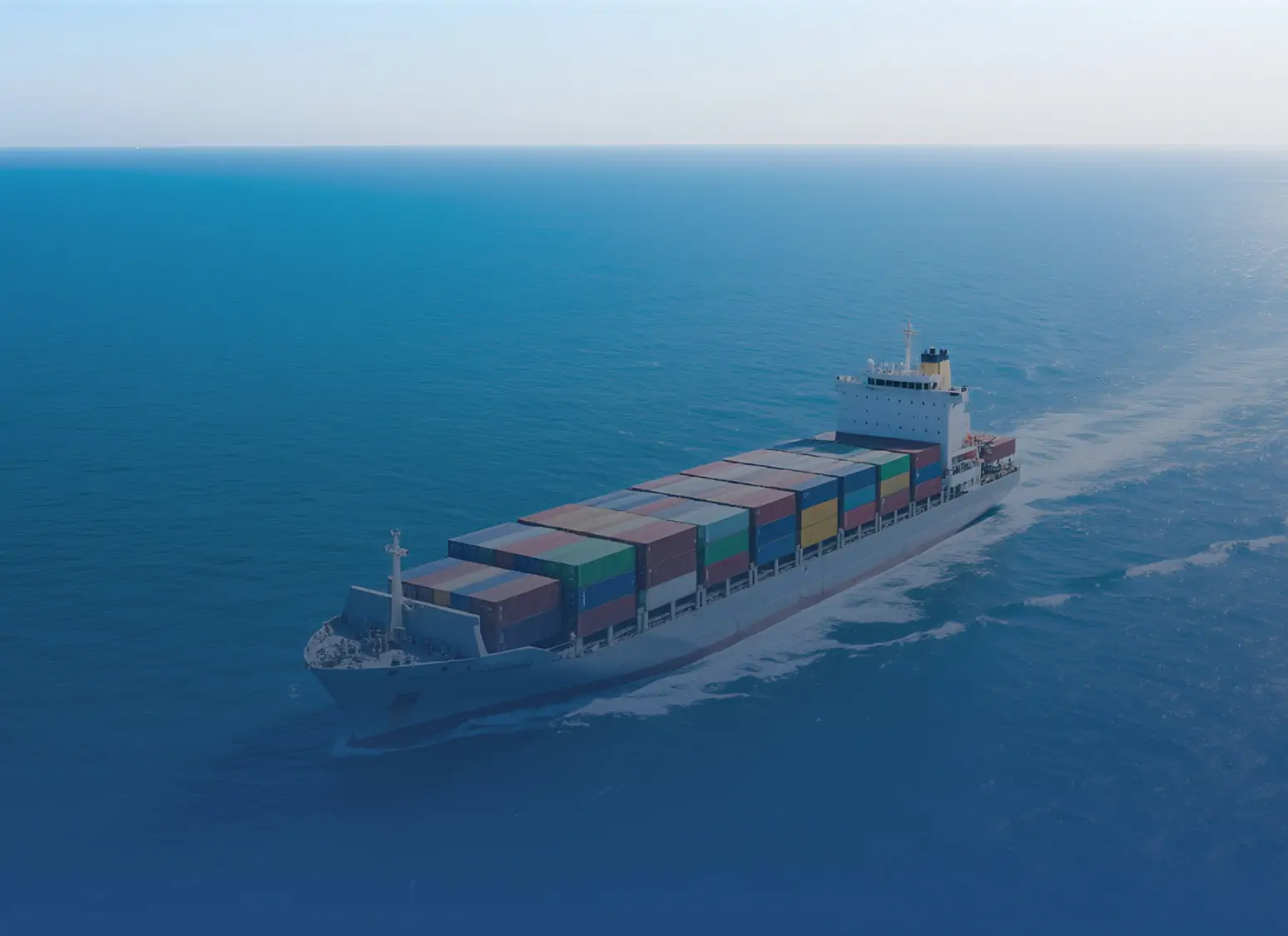 勇敢进取，敢于承担、相互扶持