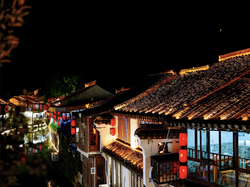 国庆中秋假期临近 旅游市场迎来预订高峰