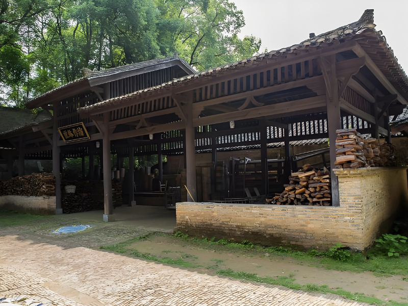 千年瓷都景德镇以瓷为媒 共绘融通四海新画卷