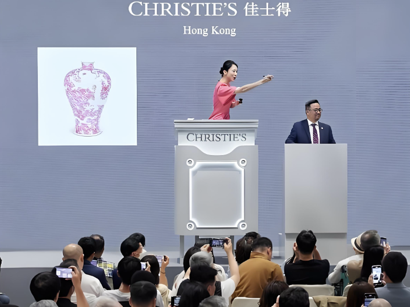 全球艺术市场秋拍正酣 财富转移浪潮下收藏新趋势浮现