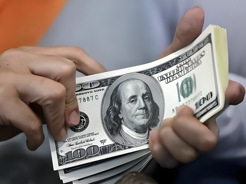 美制造业深陷技能工人短缺困境 多方发声敲响警钟