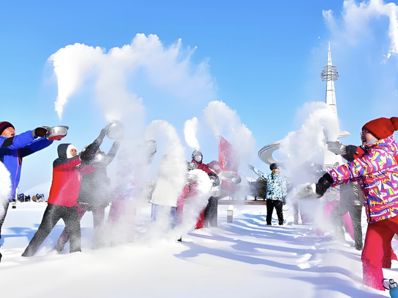 第二十七届哈尔滨冰雪大世界 盛景启幕