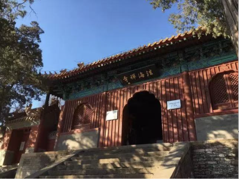一位画师与明代皇家壁画巅峰瑰宝法海寺的守护传奇