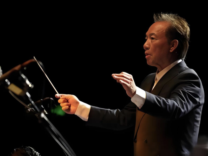 纪念《长征组歌》60周年的演出圆满成功