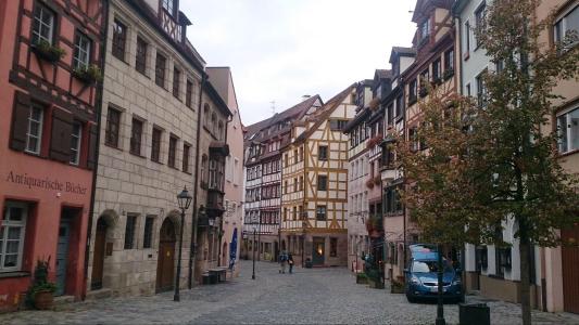 辰品外语，成都德语培训