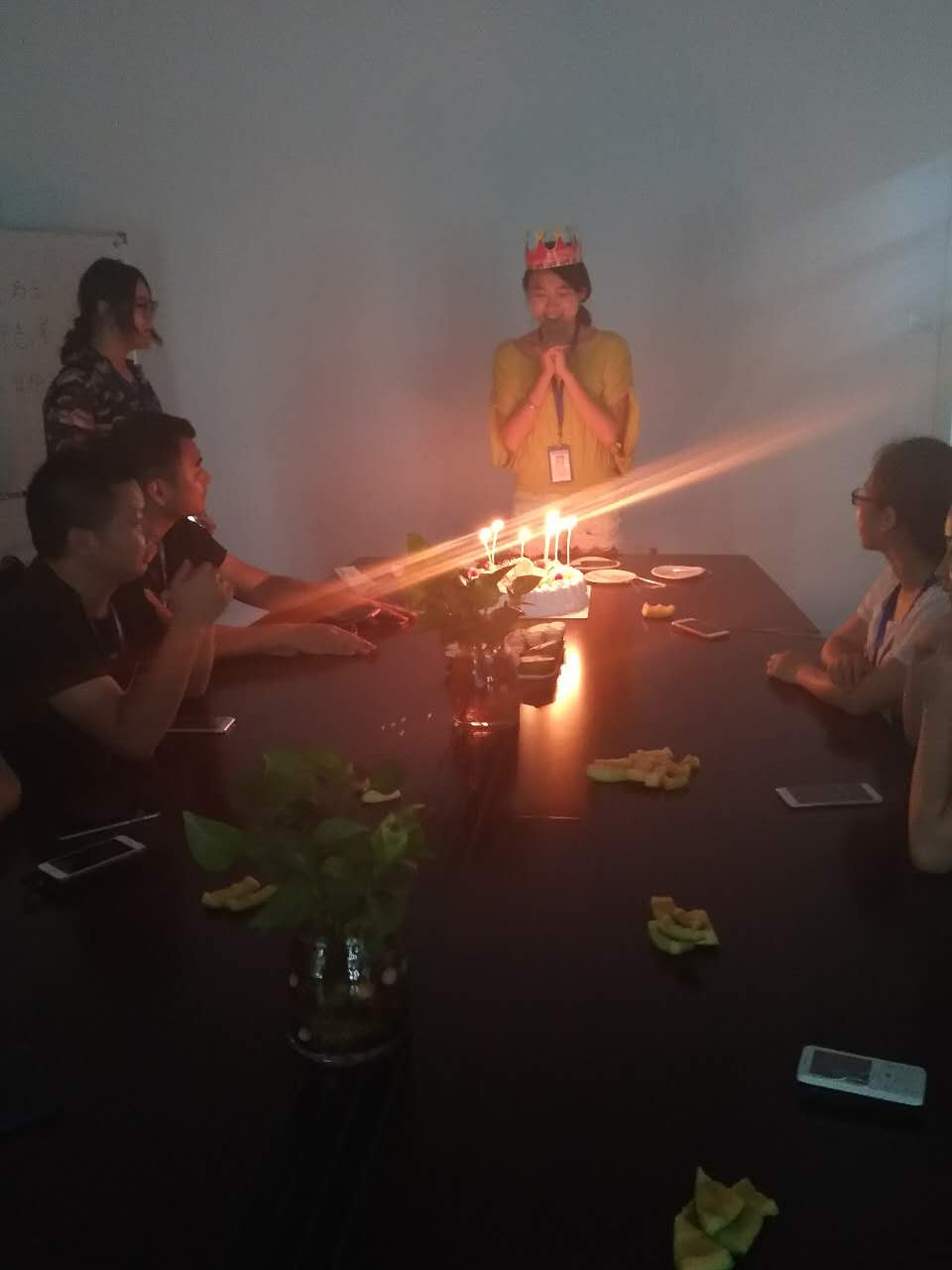 上海伊贝莎实业知名品牌婴泳设备厂家,欢迎您的到来！