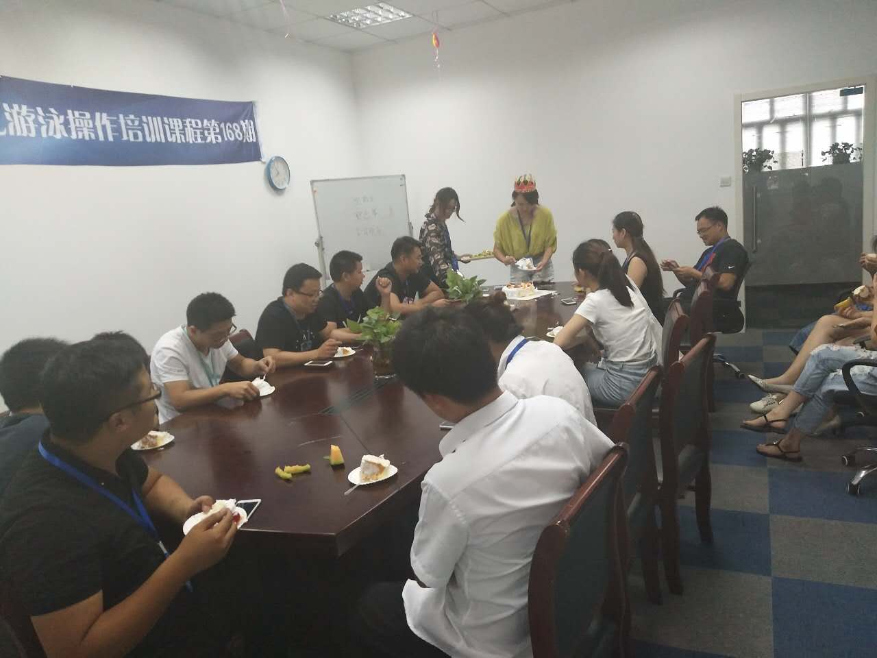 上海伊贝莎实业知名品牌婴泳设备厂家,欢迎您的到来！