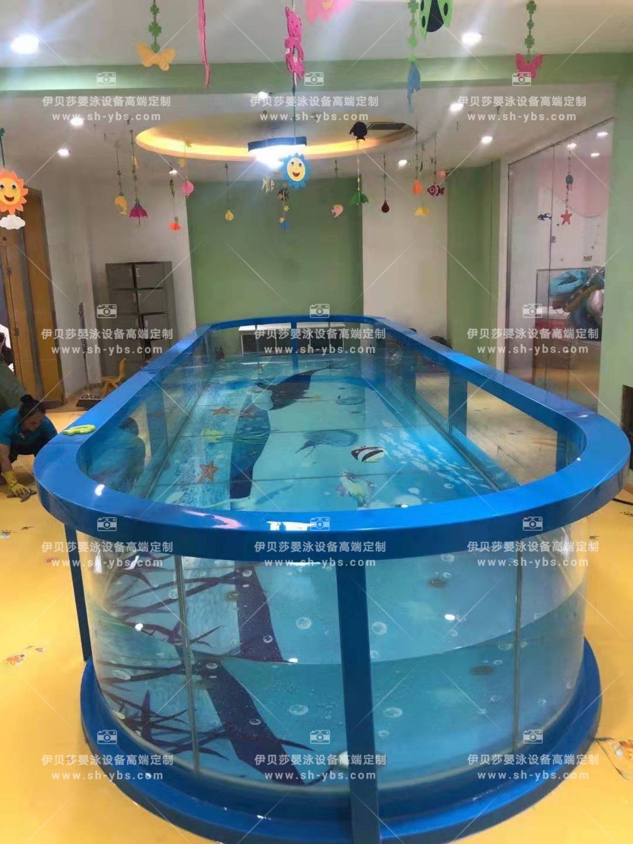 豪华儿童钢化玻璃池，大型亲子游泳玻璃池，婴儿游泳池，亲子早教池，加热设备。