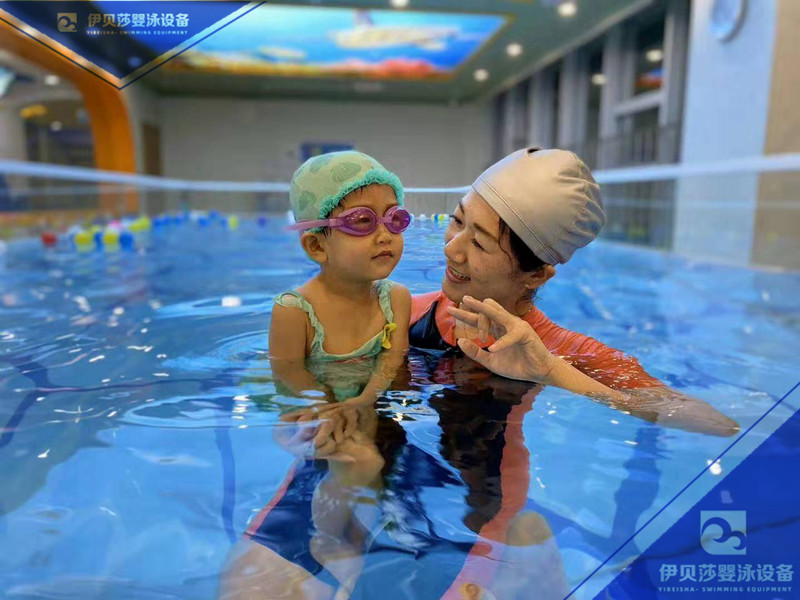 亲子游泳玻璃池，婴儿游泳玻璃池，儿童游泳玻璃池