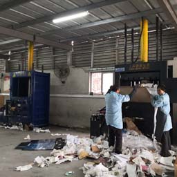 創螢牌小型立式多功能廢紙板打包機