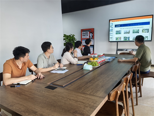 中共东莞市委办公室和东莞市南城经济发展局领导到珀蓝特走访调研