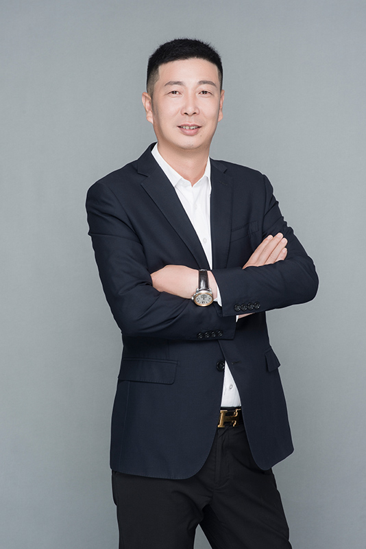 <div style="text-align:center;">
	蔡建鹏
</div>
<span>
<div style="text-align:center;">
	常务副会长
</div>
</span>