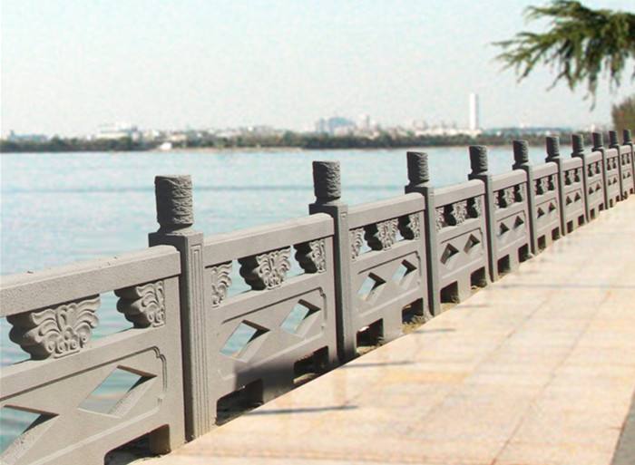 青石栏杆