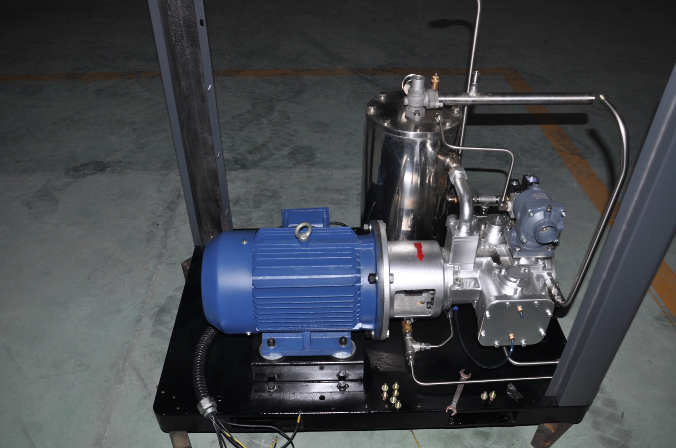 水润滑机组安装