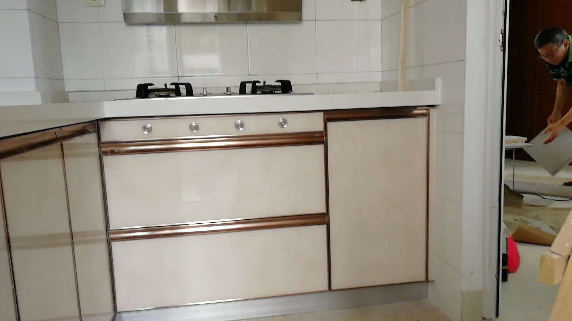 JG02