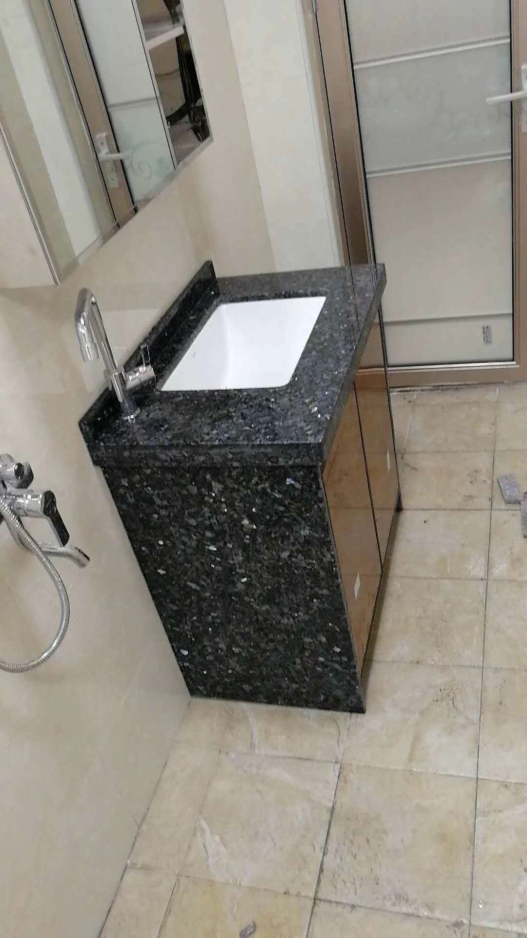 XS03