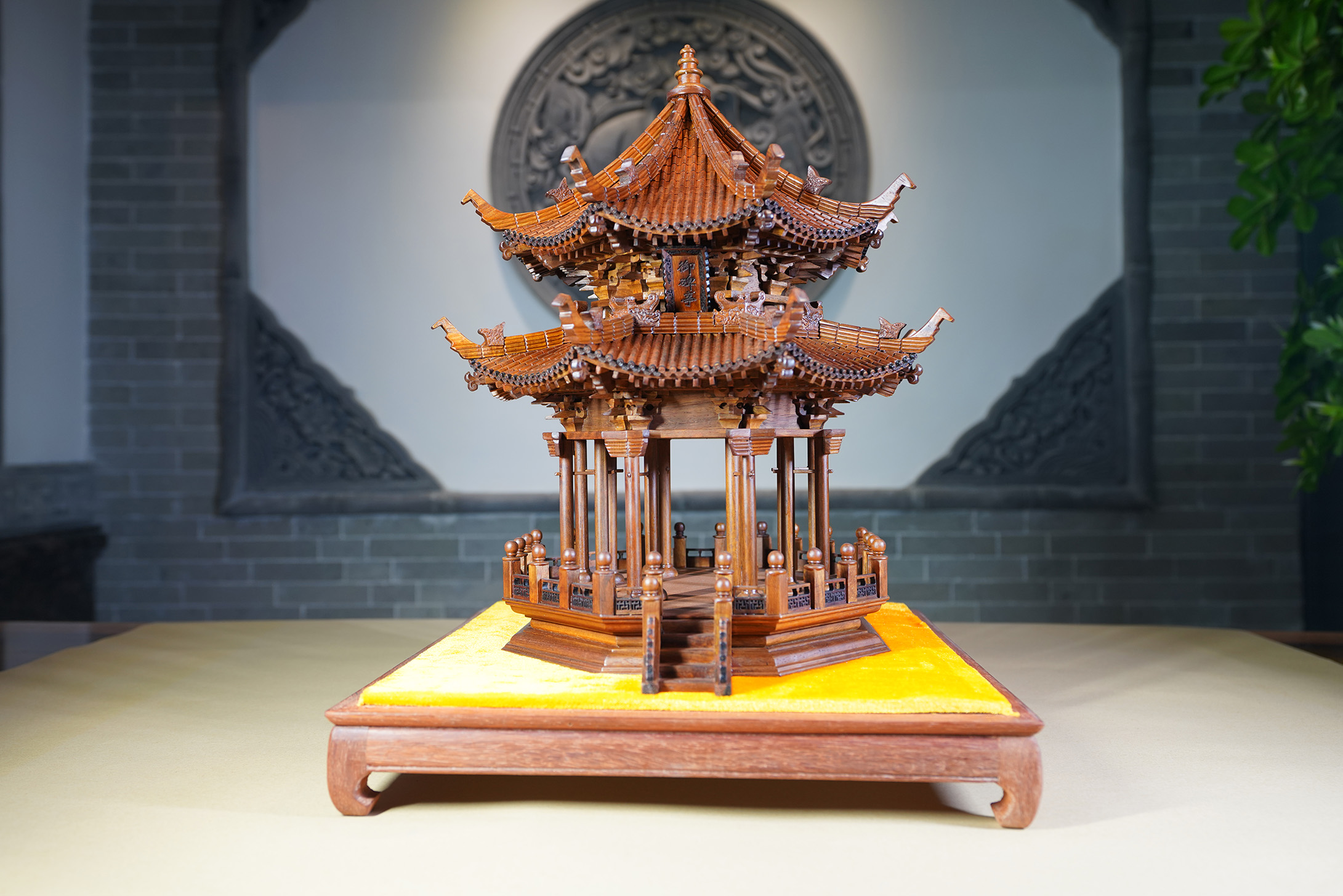 御碑亭