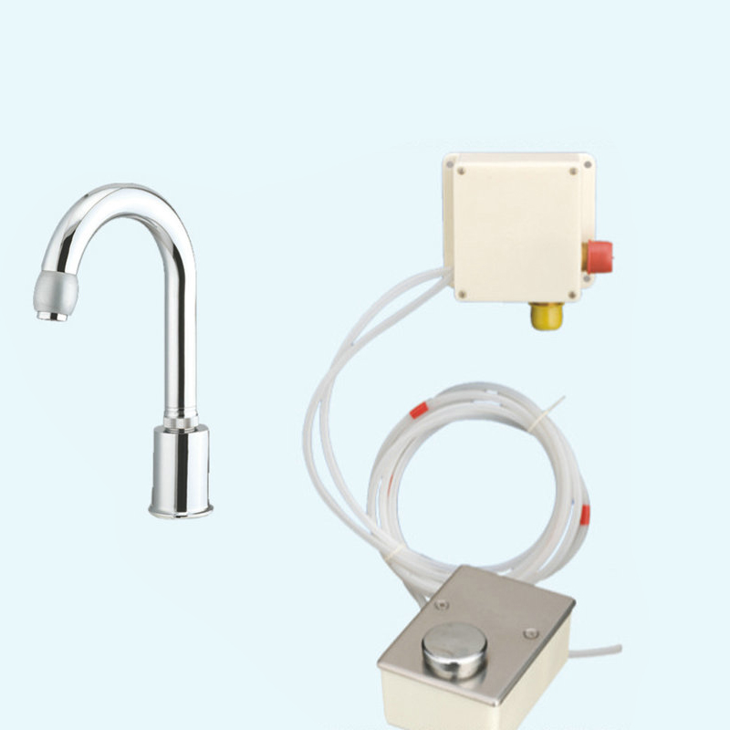 腳踏節水龍頭6001-15C