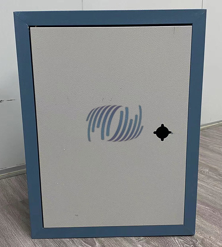 动力箱