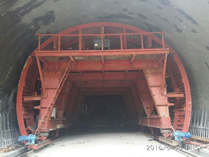 隧道臺(tái)車