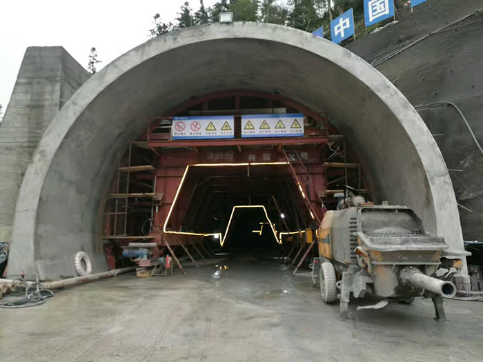 隧道臺(tái)車