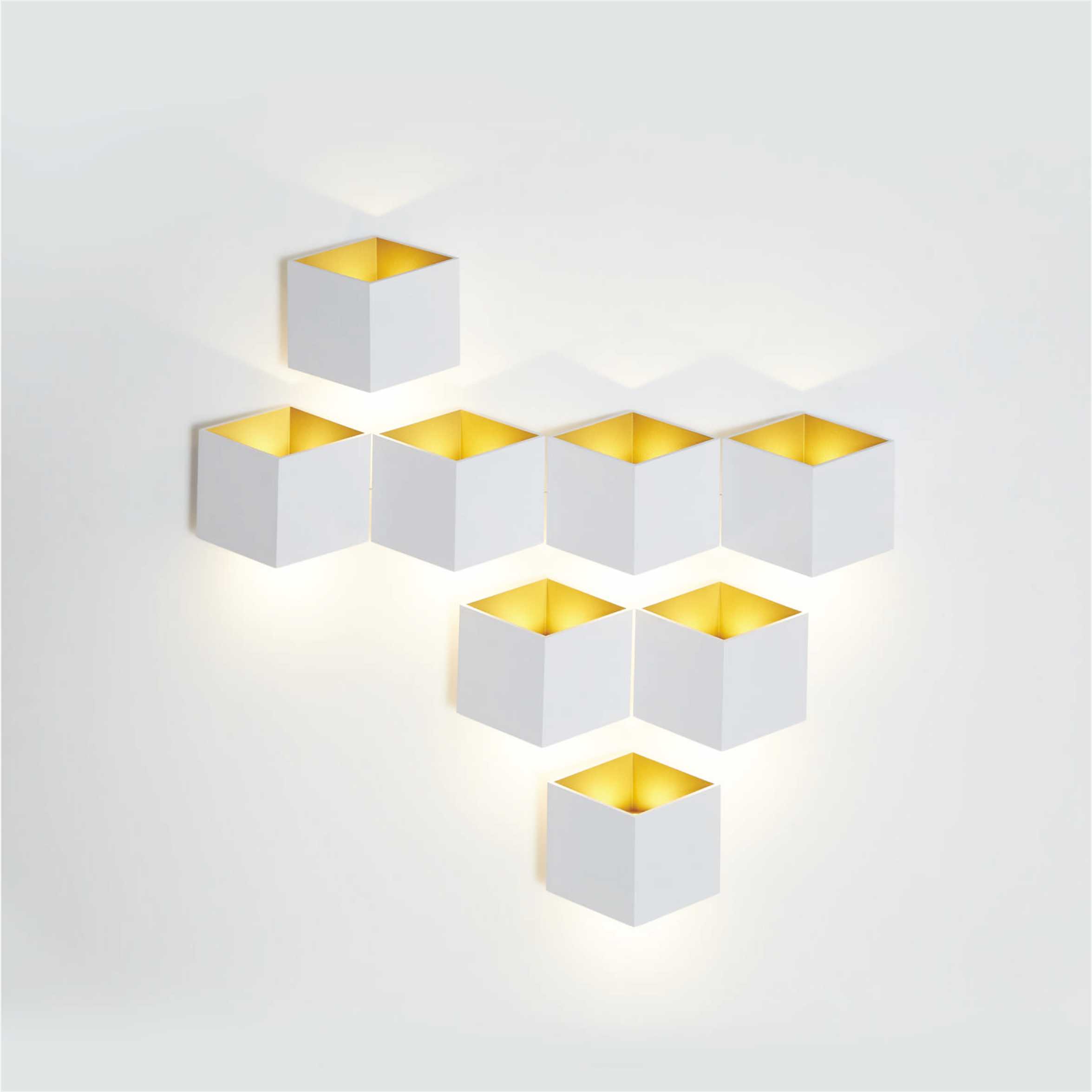 Fancy Design Cube Shape LED Bathroom Wall Light 2368