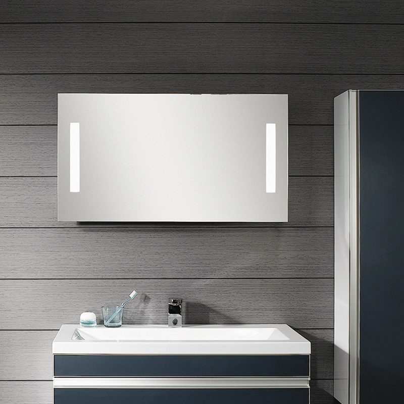 Modern Illuminated Hotel Bathroom Mirror With LED Light 6580