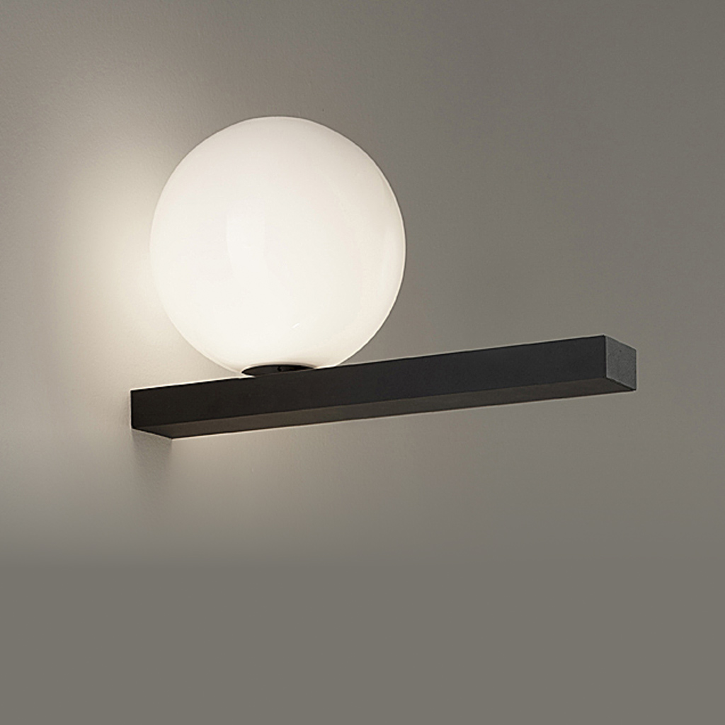 Indoor Decorative Matt Black Base Round Glass Shade LED Wall Lamp 8311