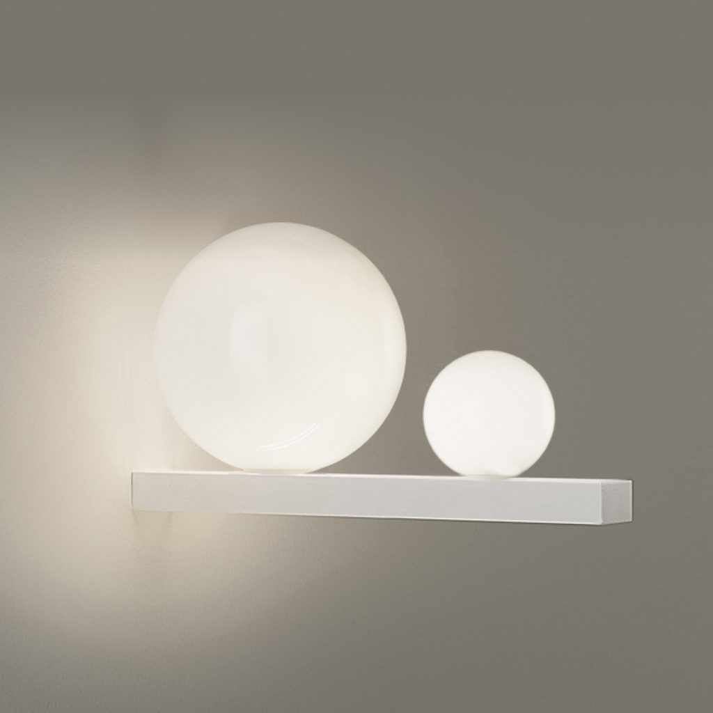 Modern Minimalist Nordic White Glass Ball LED Wall Lamp 8312