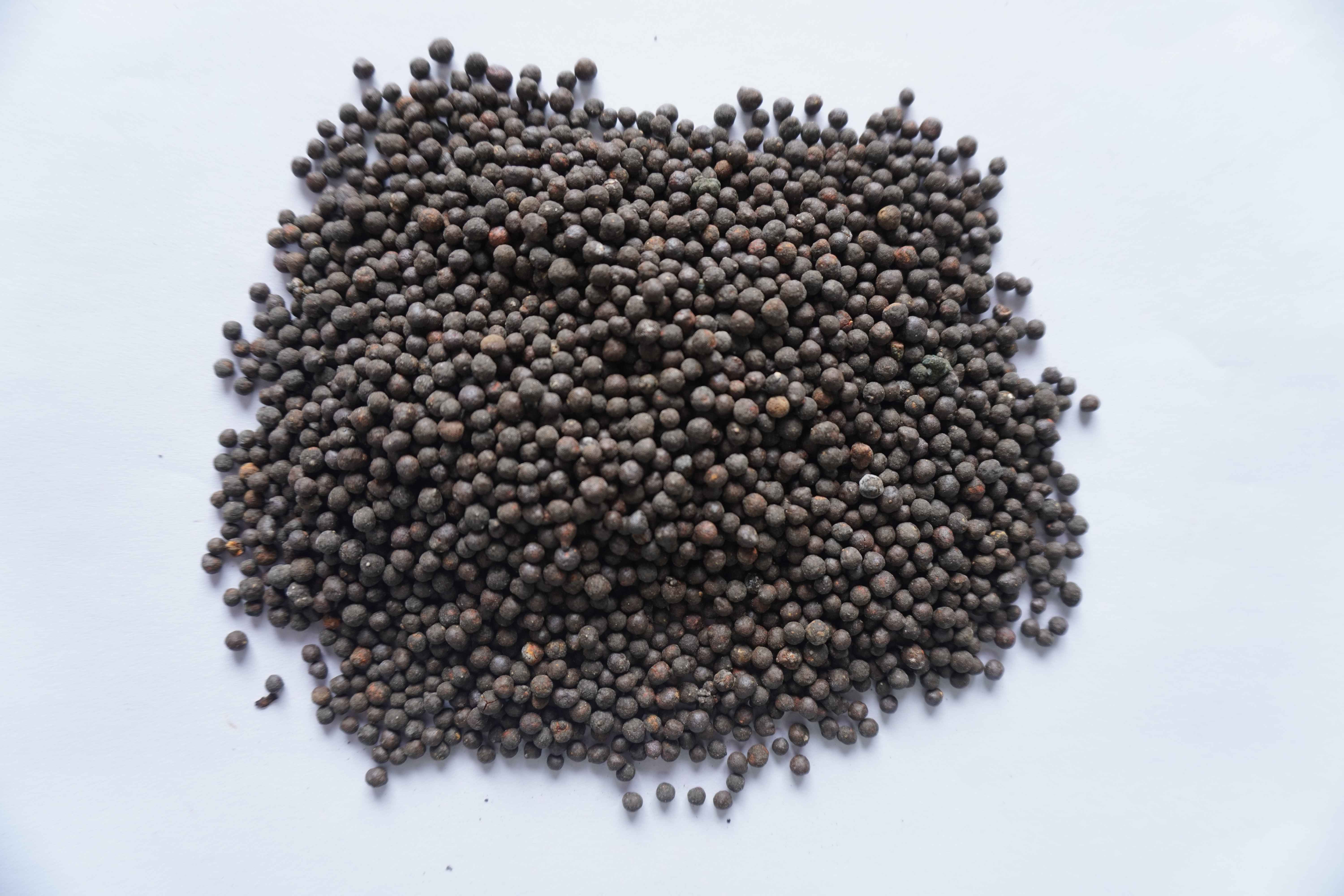 Medium and trace element granular fertilizer