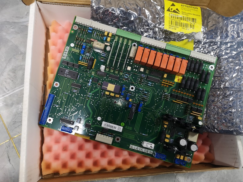 ‌ABB 3HAC021313-003继电器模块