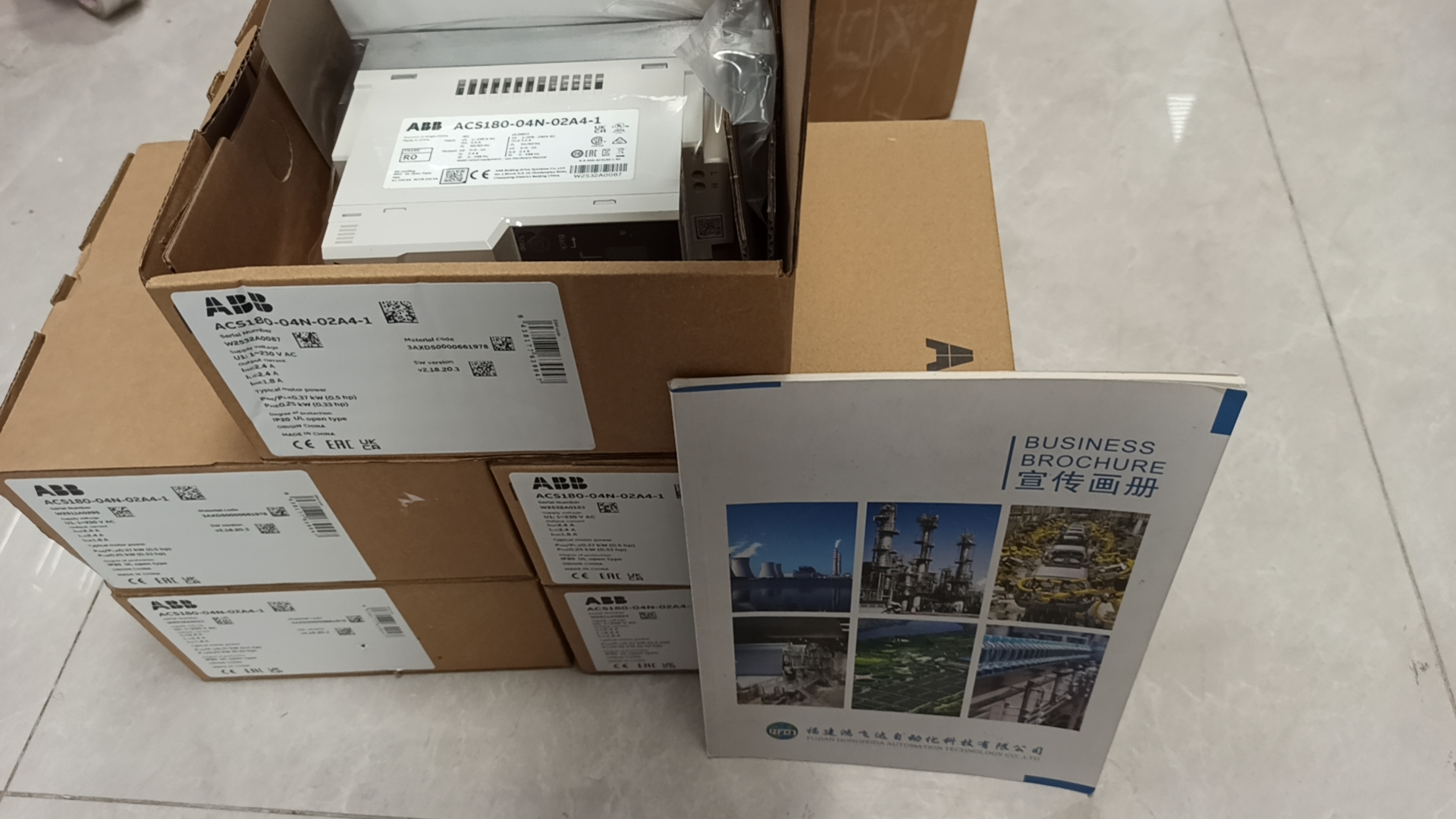 ABB ACS180-04N-02A4-1 紧凑型通用变频器