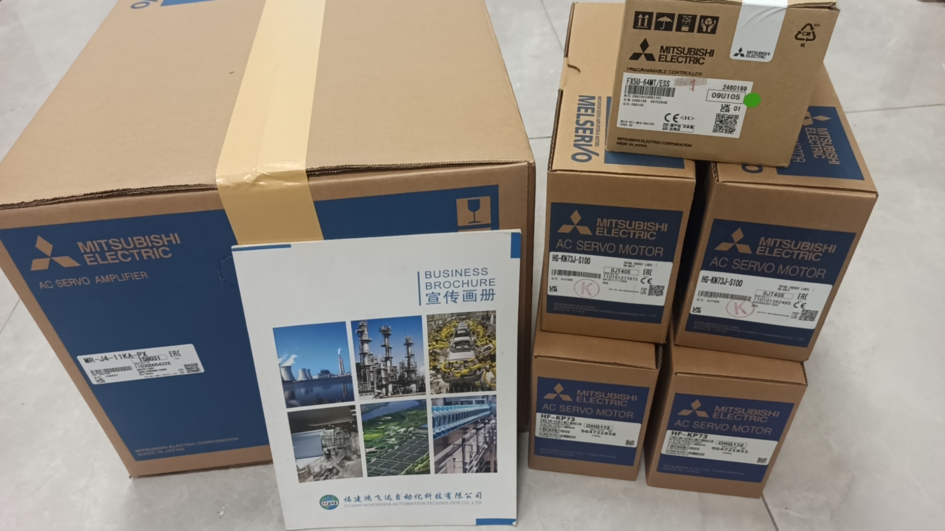 MITSUBISHI MR-J4-11KA-PX伺服驱动器