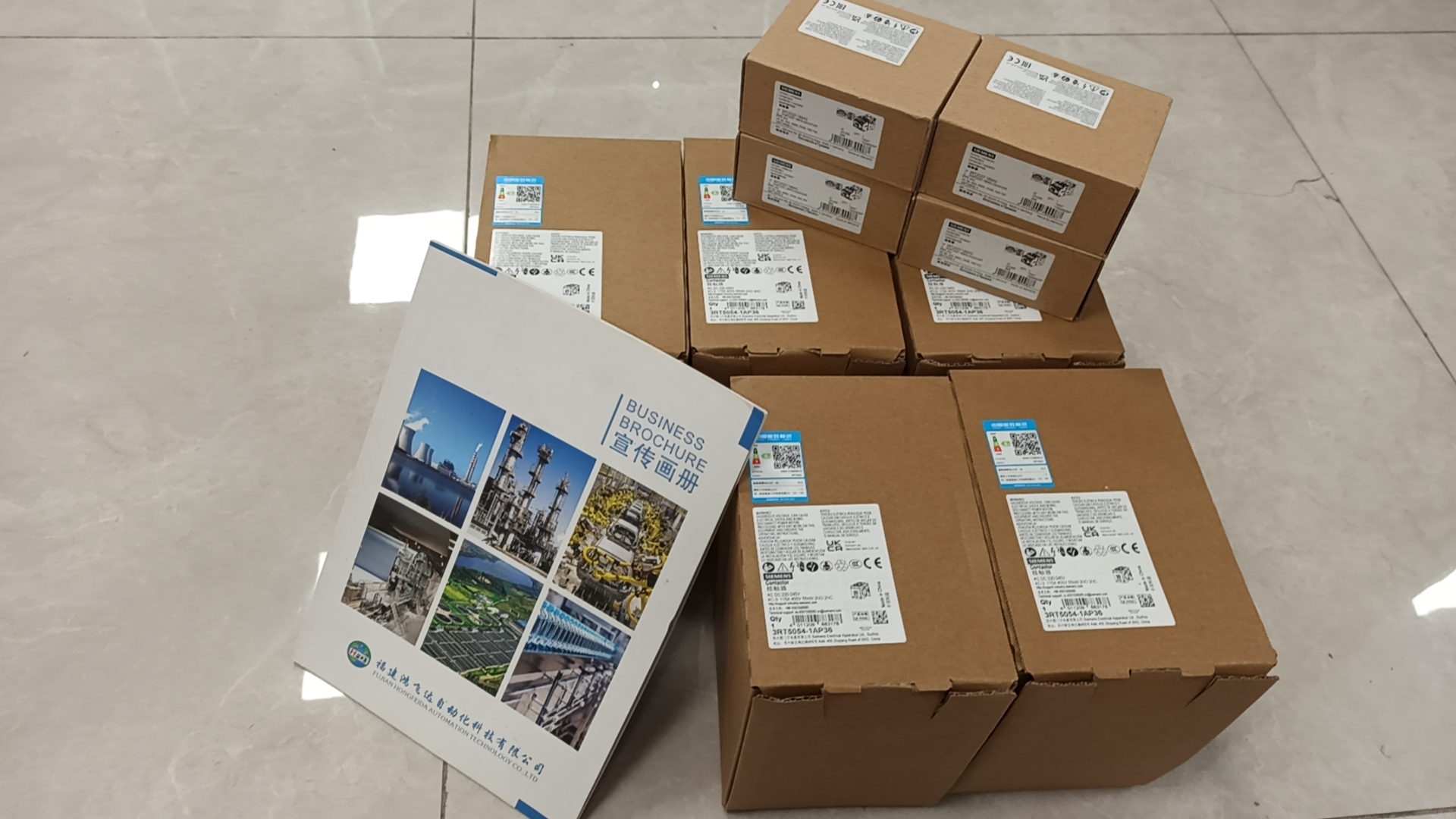 SIEMENS 3RT5054-1AP36交流接触器