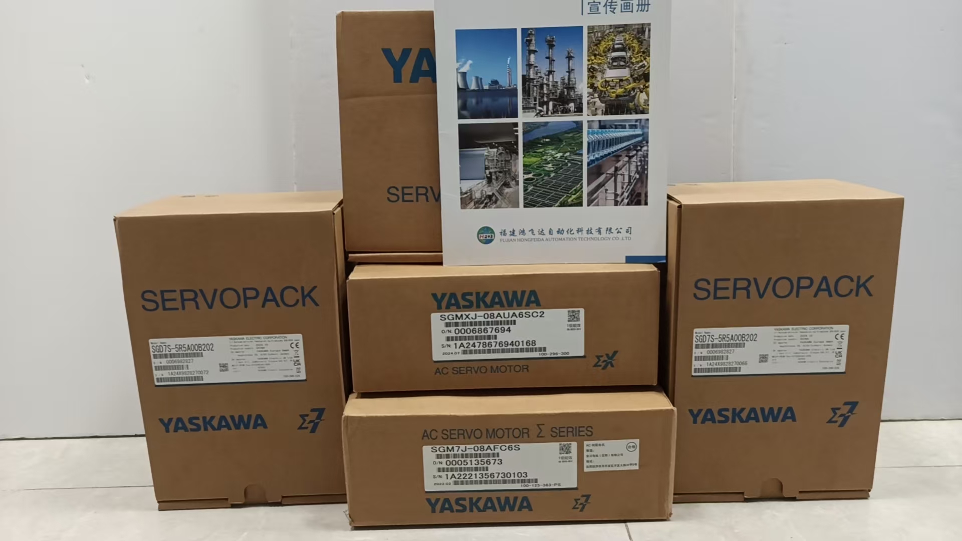 YASKAWA SGXJ-08AUA6SC2 伺服电机