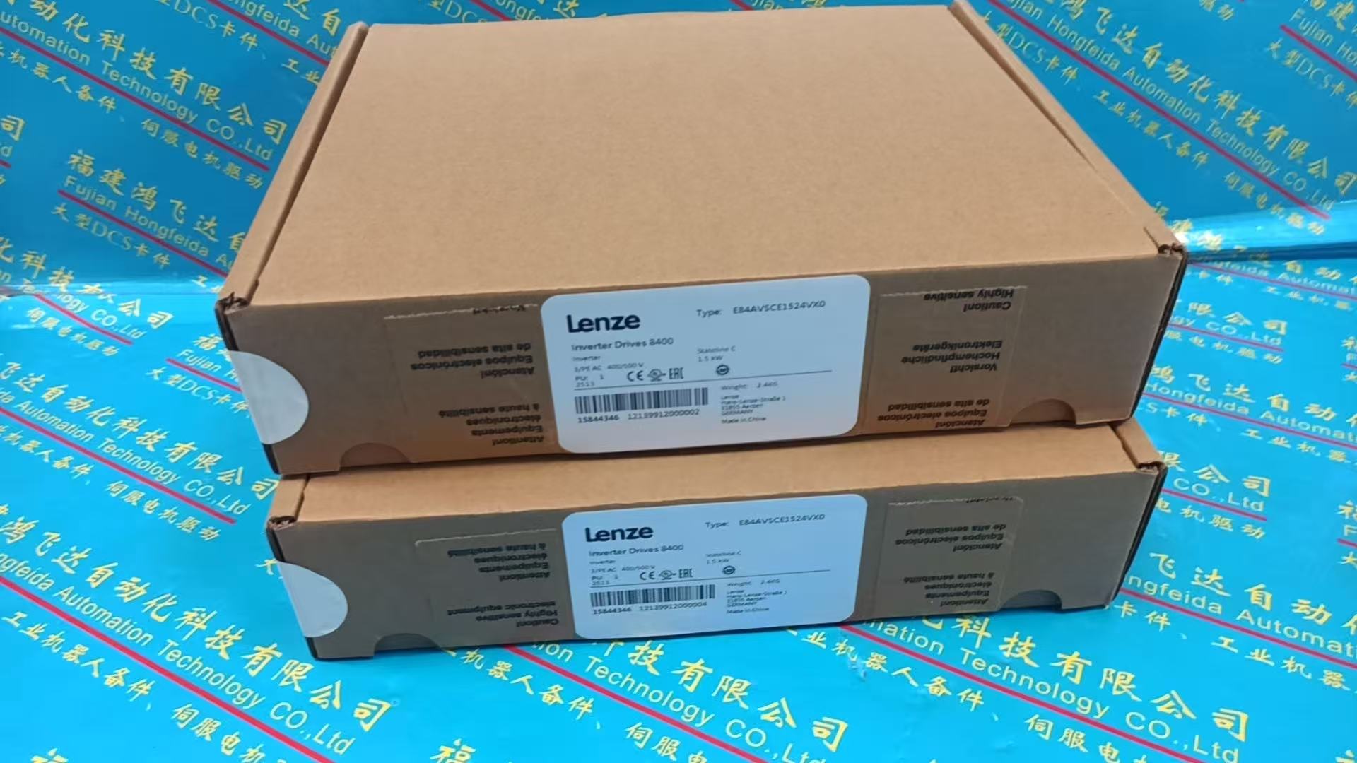 LENZE E84AVSCE1524VXO交流电机驱动器