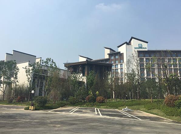 电伴热带应用于万达酒店群冷却塔及消防管道保温