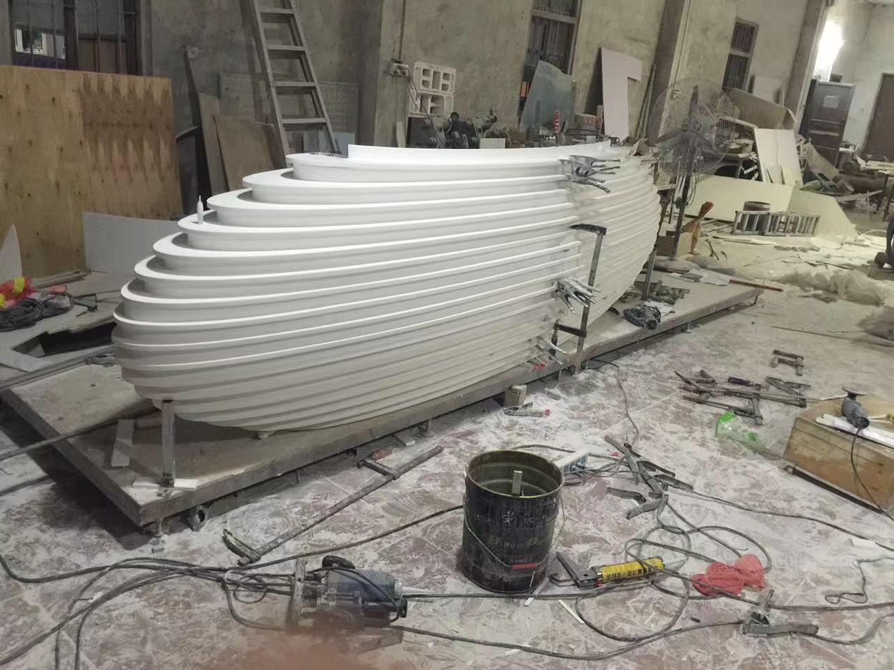 异形人造石生产中