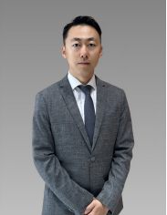 杨杨 律师